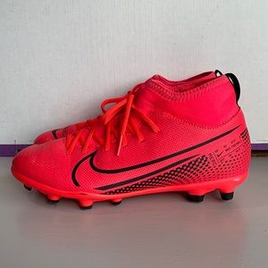 Nike JR. Mercurial “Merc” Superfly cleats